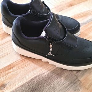 New Jordan Jester Sneakers Sz. 8